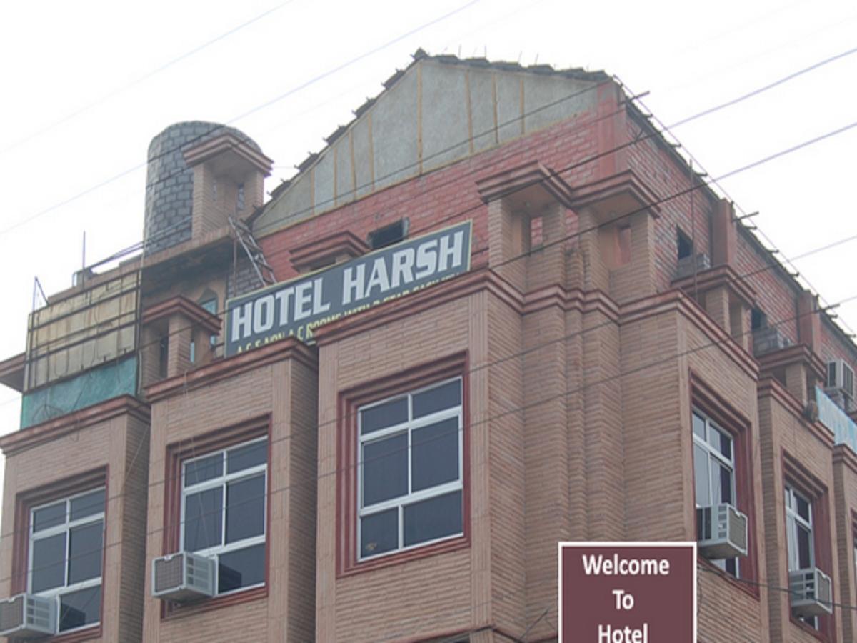 Harsh Hotel Suratgarh Екстериор снимка