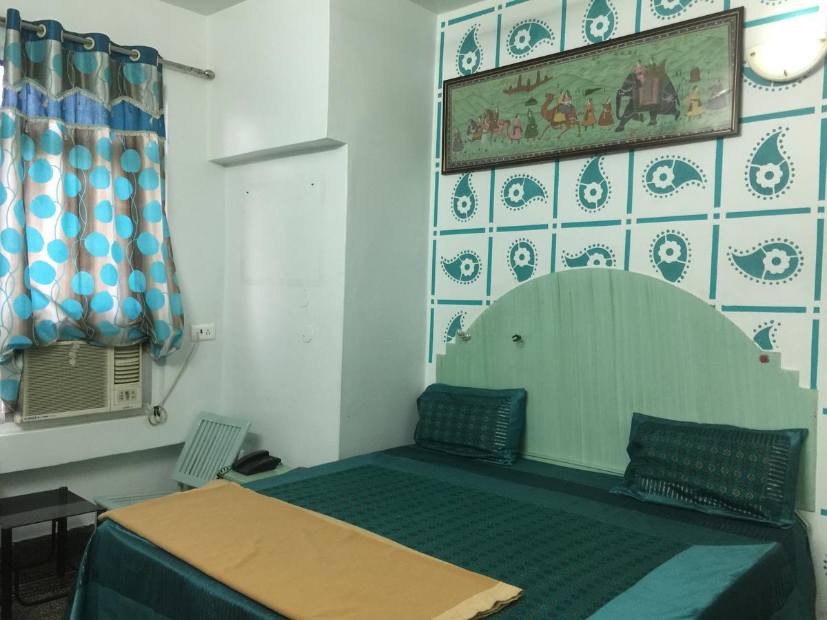Harsh Hotel Suratgarh Екстериор снимка